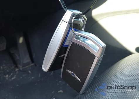 2018 Genesis G80 3.8 from USA, damaged, VIN KMHGN4JE8JU247211